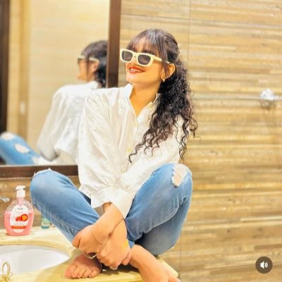 Just Here To Do Some thing , Content Creator Bestie @sana_shahuk ♥️