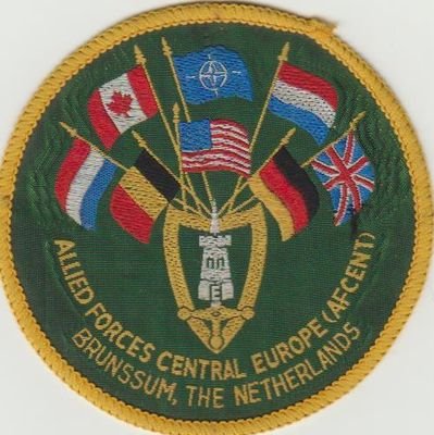 🌎Polyglot (US-NL-DE-FR)🌎🇺🇲USArmy 1968-74🤯TBI/PTSD😵💫🎶🎸Restrained, righteous riffs .. healing Souls as we journey home🎸🎶