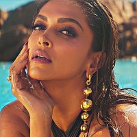 The Naughty Deepika (@issexybollywood) 's Twitter Profile Photo The Naughty Deepika (@issexybollywood) 's Twitter Profile Photo