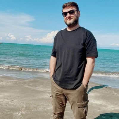 Gkhn090's profile picture. 