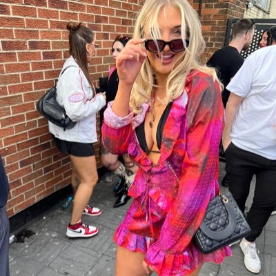 HarrietEmilyx's profile picture. Grow in times of adversity ❤️