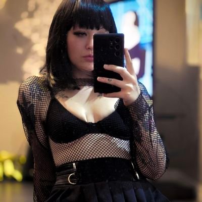 NSFW🔞 • 26 • 🇨🇦 • Content/Custom Seller - DM for full menu🖤
$6.66 OF • Tips/Payment: https://t.co/KQVTnJcLcK