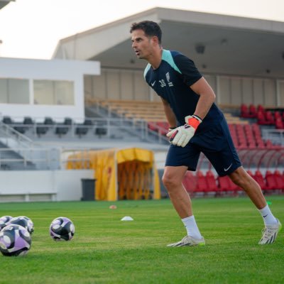 Especialista Entrenamiento de Porteros. 2008-24 GK Coach Sevilla FC. 2024-25 GK Coach Al Qadsiah FC