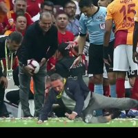 🦁ZümrüdüGala🦁G⭐️L⭐️T⭐️S⭐️R⭐️Y! 🦁💛❤️ (@zmrdgala) 's Twitter Profile Photo