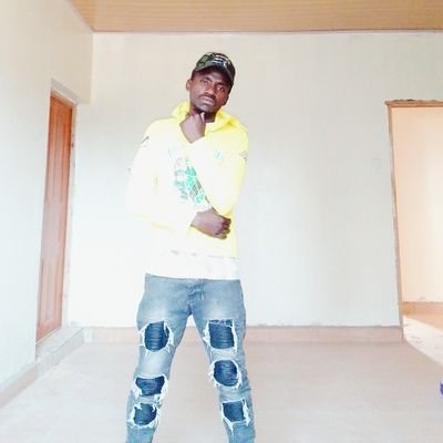 Frankli32576316's profile picture. 