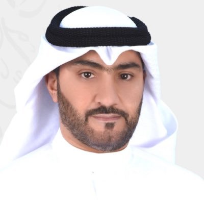 مهتم بالشأن العام أكتب ما أشعر به فهذه قناعاتي وهذه أفكاري