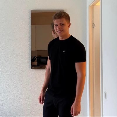 WilliamStecher's profile picture. Clash Grinder