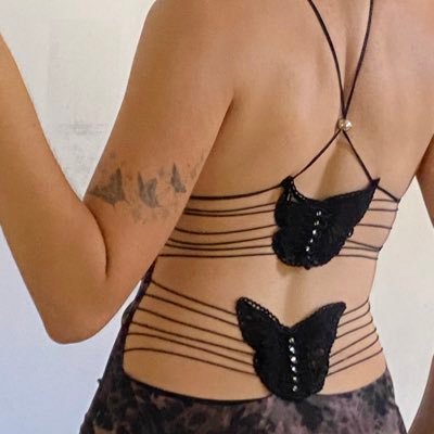 _svnflwrgrl's profile picture. bitch, lover, child, mother, sinner, & saint