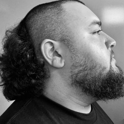 Mikeskeeze's profile picture. OFFICIAL: Lost My Twitter Virginity 07/2020