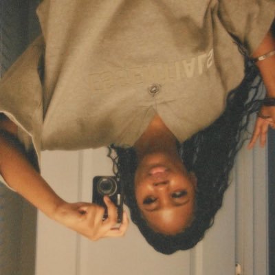 dionnaswrld's profile picture. ig: galleryofdjj