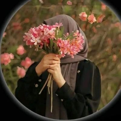 AyeshaRao27's profile picture. 