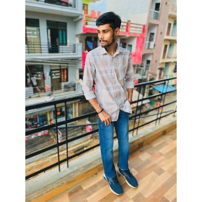India 🇮🇳 | Reels 😄| IG - @rishu30 ⚡ | politician 🙂