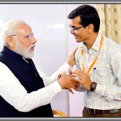 Manish Kapadiya 🇮🇳 Profile