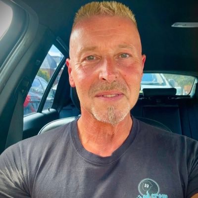 richiea1968's profile picture. 