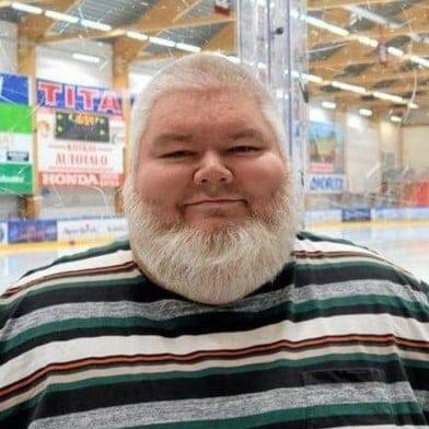 suhohannukki's profile picture. ”Life is just a place where we spend time between games.” 🏒 #Titaanit
