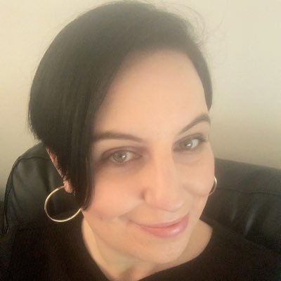 Former journalist, law student. Opinions my own