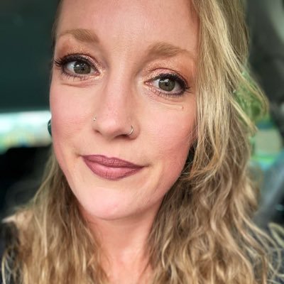fitness, health + food loving Architect with a penchant for the outdoors, a fear of feet + a very potty mouth. BA(Hons), MArch, ARB, RIBA. PassivHaus designer.