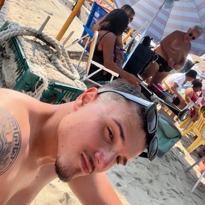 🧏🏻