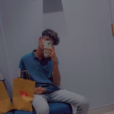 solanki_2960's profile picture. welcome to fucking world