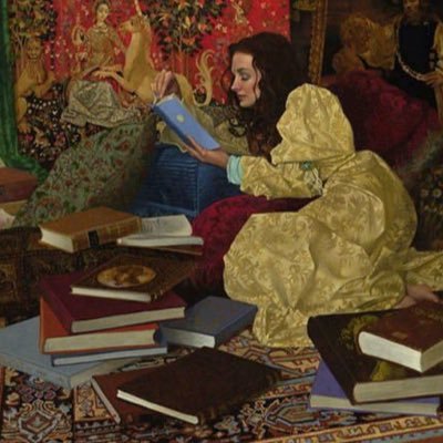 contd_equinox's profile picture. Your local manic pixie dream girl