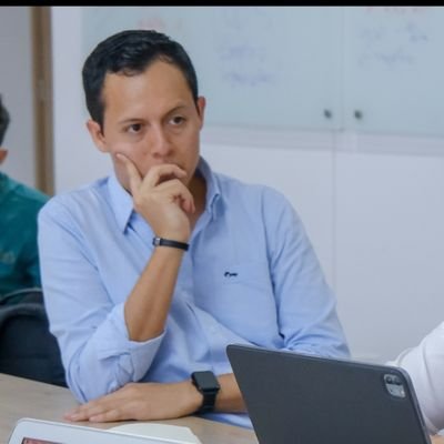 Politólogo | Concejo de Cali | Especialista en Gobierno y Gestión Pública Territorial | Op. personales.