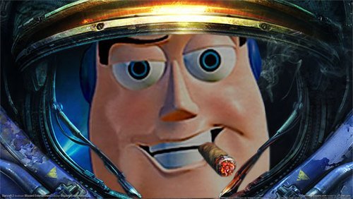 gomxxxo's profile picture. Cabronazo adorable. Geek & Music lover. Escribo en los ratos muertos, a veces hablo de cine y juegos en @MarcaBlancaES