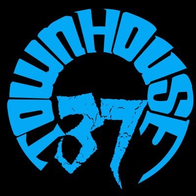 Townhouse 37 is a cover band based out of Peterborough, ON. We love having a good time, and playing music to raise money and awareness for worthwhile causes.