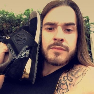 purproduidusud's profile picture. 