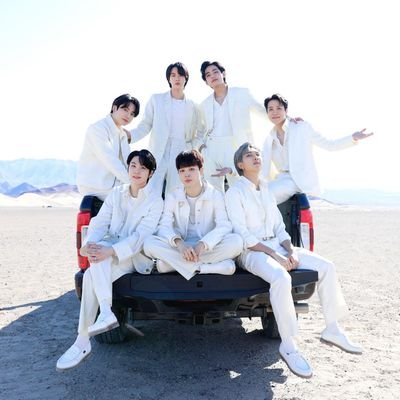 Alily_0613's profile picture. 변화는 많았지만 변함은 없었다.