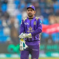 No Name (@kaptaan5487) 's Twitter Profile