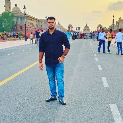 VishalMishra_31's profile picture. || Nation First || राष्ट्रहित सर्वोपरि ||  सोच - अखंड भारत ||