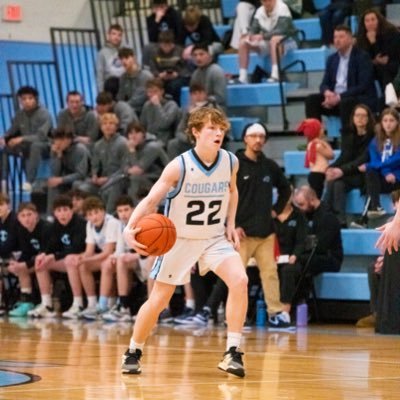 27’| Lansing Catholic High school| Pos: PG, SG| 3.7 GPA| 5’8, 155| Phone: 517-599-4383| AAU: @TeamHustleAAU