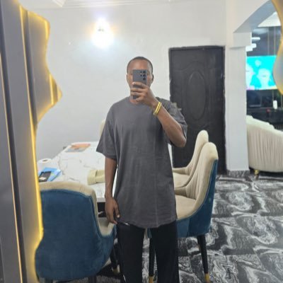 CyrilGold3's profile picture. #Chelsea fan #starboy fc 🦅 #Messi and Wizkid 🐐 Akwa Ibom boy #PortHarcourt base #Nigerian