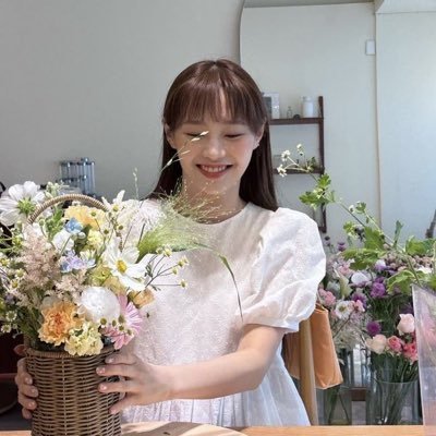 cisq10's profile picture. mga awit ng hiraya para sa guni-guning sinta :)