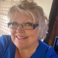 Julie Thomas (@jtsteelmagnolia) Twitter profile photo
