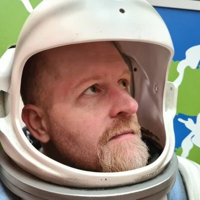 Clean code and C++ standards advocate, Test evangelist, Technical lead on Elite.