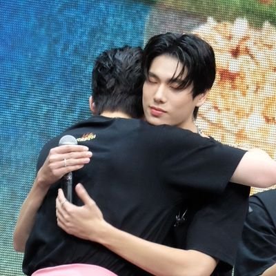 lynn_thy1's profile picture. Only #Wang Yi Bo🛹🏍🤸‍♂️🦁      
My babies , my love 🧡🤍
#PondPhuwin#🐻🐼 #ปอนด์ภูวินทร์                     
Support#Win#🌞 #JoongDunk#🥑🌻