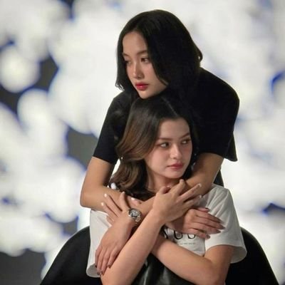 CeciliaArr21591's profile picture. 