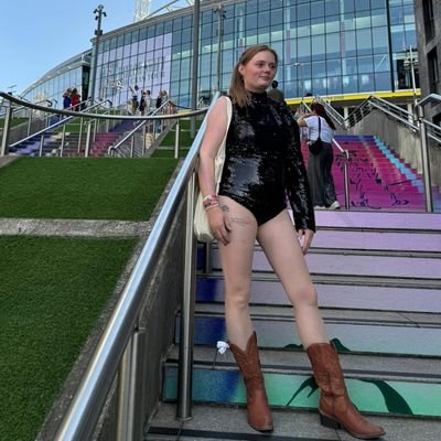 alexianne6's profile picture. And are you having a pleasant trip?
Mom of Yoko 🐱Paddington 🐱and Rory🐱
In my Taylor's Version Era