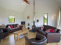 Seabank Lodge is a luxurious 4 star holiday cottage sleeping up to 8 people. Stunning views over Loch Creran and an outdoor 
jacuzzi. Wheelchair accessible.