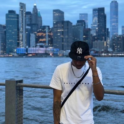Love games,🎮 Love to travel,📸🌎🏝 Love F1 and other race classes🏎 And some great music 😜 🕺🏾🇳🇱🇨🇼