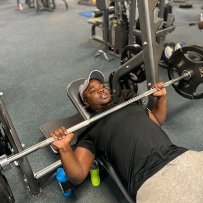 🇿🇼Zim🇿🇼’s own highly passionate sport⚽️ injury📊 analyst📈 with sharpened skills🧠 in injury rehabilitation 💊🏋🏾.Orthopedic Physio