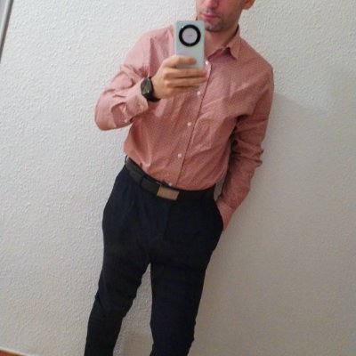 alves_yoan's profile picture. Pompier, motard et baroudeur, fervant supporter du Clermont foot63