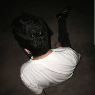 izz0k14575's profile picture. 