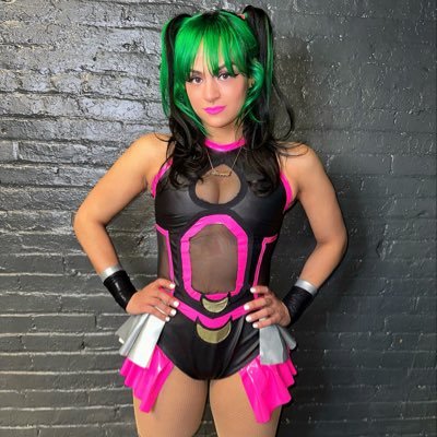 NYC.🇩🇴. Pro-wrestler 💪 Magical Girl ✨ Your Favorite 💖