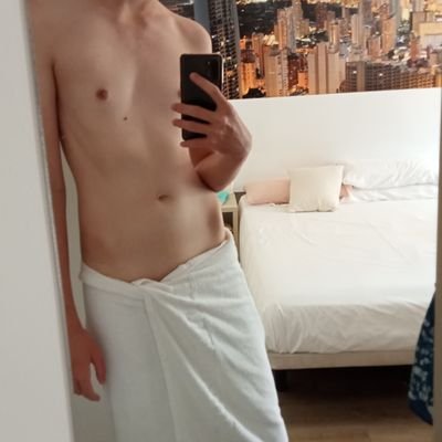 Activo. 18 cm 🍆
⚠️ Contenido delicioso ⚠️
