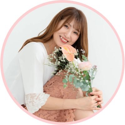 サービスの魅力を最大限引き出すデザイン💐丁寧なヒアリング×動線設計で目的達成に寄り添うLP制作 | 女性向けデザインが得意(オールジャンル◎) | LP • HP • バナー etc | 業務委託5社 | 24h連絡OK | ご依頼はDMへ📩お気軽にご相談ください✨9月◎【制作実績はハイライトから👀】