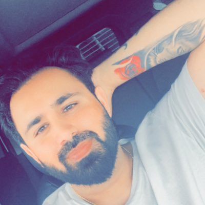 26M | passionate about cars Love sports,music,visits new places Straight forward fun loving..open minded!! Fuck off attitude ppl