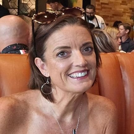 Prefers the Sun, Boat and Beach...
Wannabe Traveler when not a Hotelier
This is the Real Housewife of @DrunkAtDisney err @TheLeisureProf.
#buyhisbook