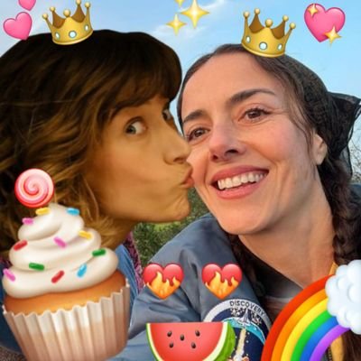 batiburrillo
mamarracha
shipmente trastornada
🌈🤸🏻♀️🦥
se me lengua la traba y el cerebro también🥴
coherencia? no, aquí no se encontrará mucho de eso